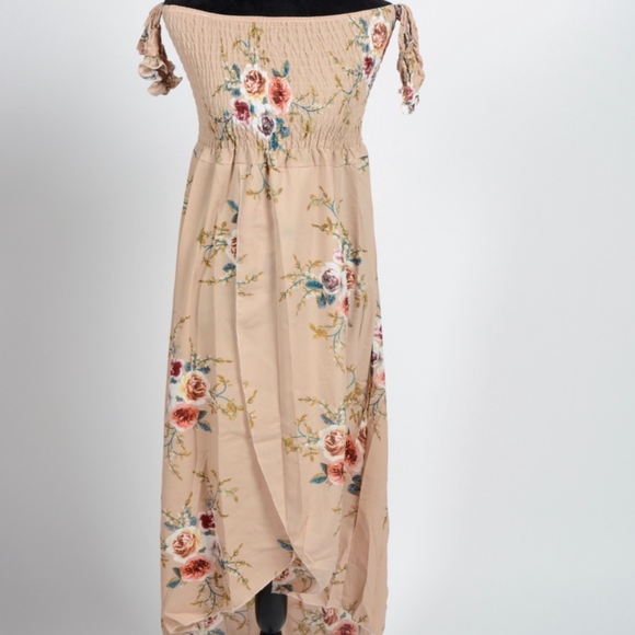 Off the shoulder floral Print Maxi - Picture 2 of 5